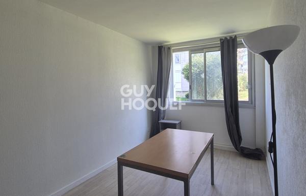 Résidence familiale. Magnifique parc.