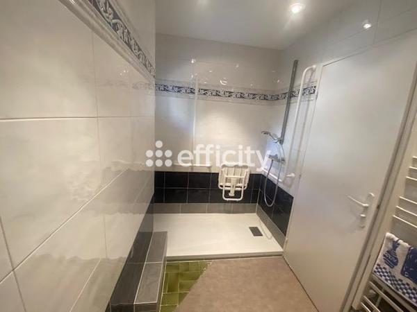 Appartement 5 pièces - 157 m²