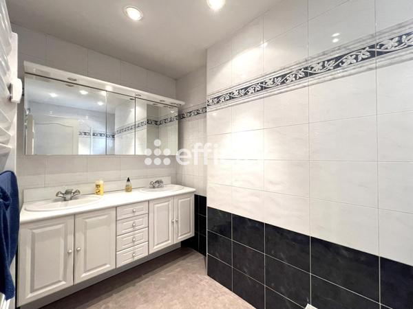 Appartement 5 pièces - 157 m²