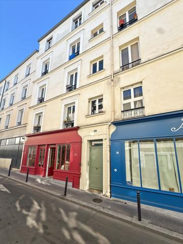 PARIS 10eme RUE SAINTE-MARTHE -STUDIO AU CALME