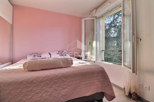 Maison à vendre à Mériel - 5 pièces, 4 chambres, excellente condition