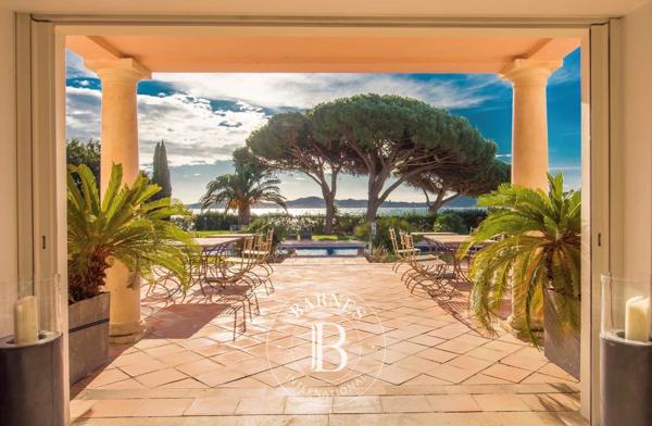 Grimaud, Propriété 12 Chambres -  595 m² à vendre