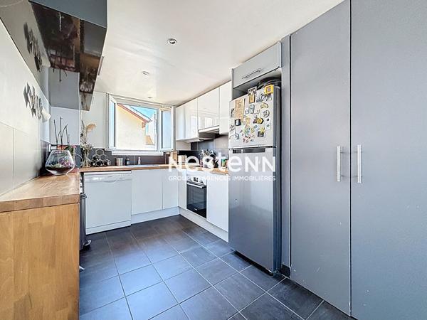 ISSY LES MOULINEAUX - QUARTIER LA FERME - Vente d'un appartement 3 pièces en duplex traversant en dernier étage