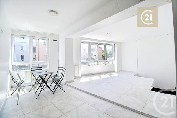 Appartement F5 à vendre  11 pièces - 220 m2 CHAMPIGNY SUR MARNE - 94