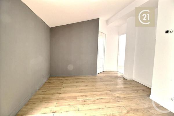Appartement F5 à vendre  11 pièces - 220 m2 CHAMPIGNY SUR MARNE - 94