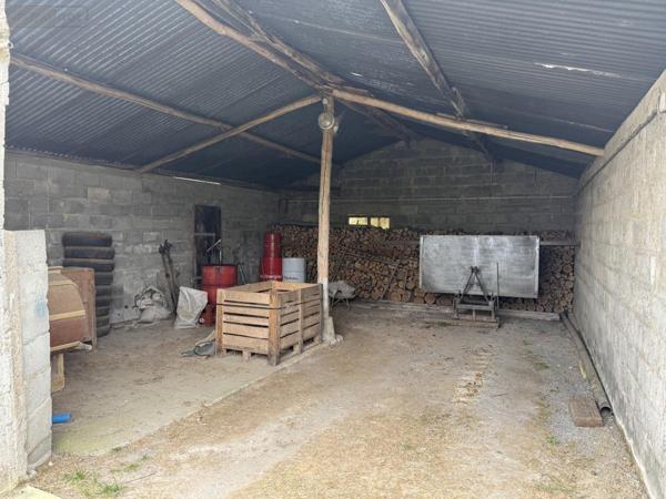 Garage - Parking à vendre à Beaupréau-en-Mauges dans le Maine-et-Loire (49510), ref : 49058-1531