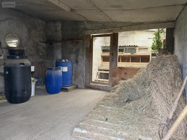 Garage - Parking à vendre à Beaupréau-en-Mauges dans le Maine-et-Loire (49510), ref : 49058-1531