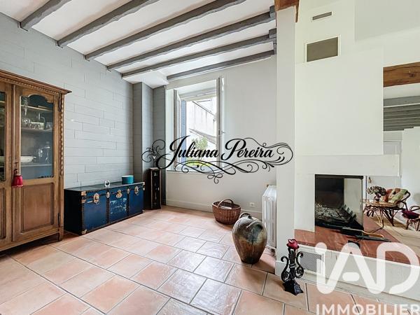 Maison à vendre 9 pièces 177 m² Mézières-sur-Seine