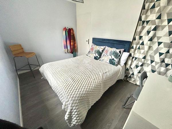 Appartement Poissy 5 pièce(s) 93.30 m2 €373 000 ** - Référence 8978