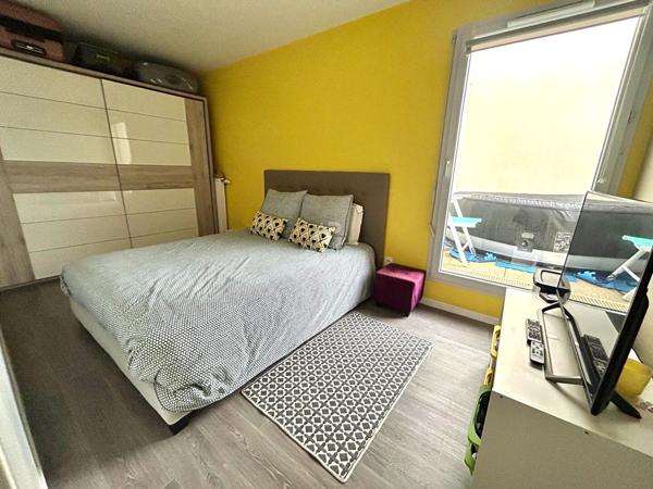 Appartement Poissy 5 pièce(s) 93.30 m2 €373 000 ** - Référence 8978