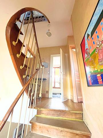 Maison 7 pièces - 207 m²