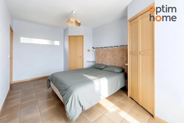 BOUC-BEL-AIR – 202 M² – 2 ESPACES DE VIE – 4 CHAMBRES – PISCINE – SOUS-SOL 140 M² – DPE B