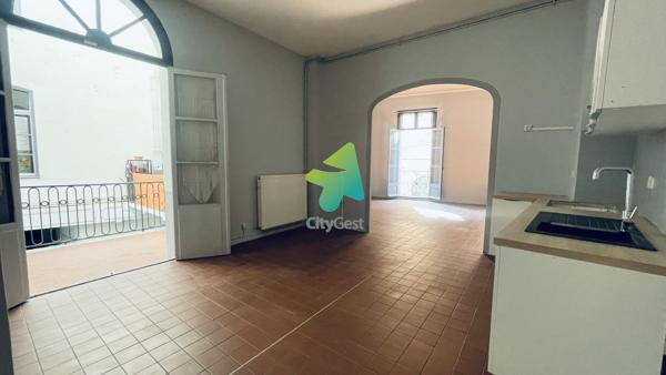 APPARTEMENT T3 100M2 HYPER CENTRE