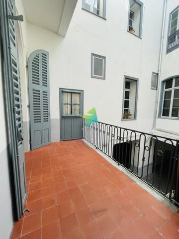 APPARTEMENT T3 100M2 HYPER CENTRE