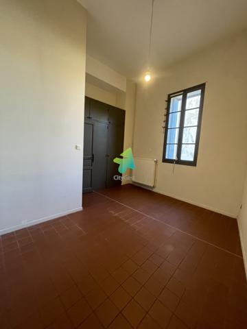 APPARTEMENT T3 100M2 HYPER CENTRE