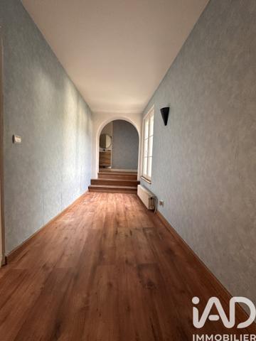 Maison à vendre 6 pièces 181 m² La Chartre-sur-le-Loir