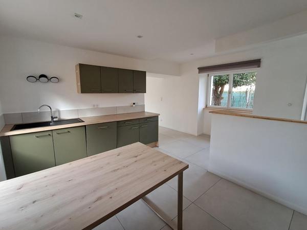 Maison Pusey 5 pièces 126 m2 185 000 euros