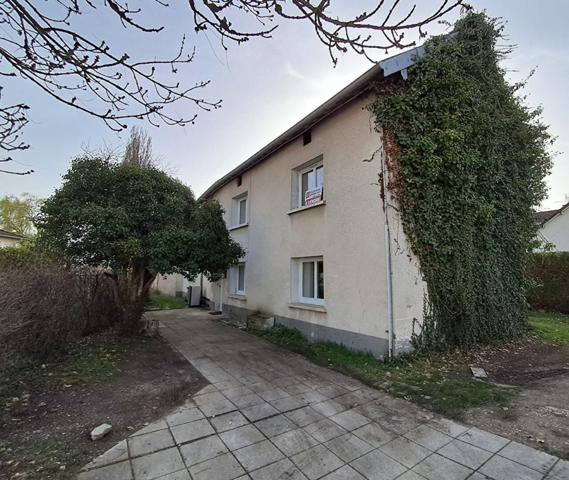 Maison Pusey 5 pièces 126 m2 185 000 euros