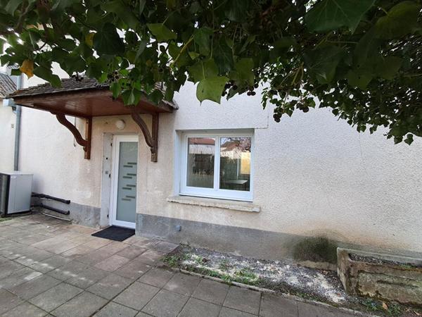 Maison Pusey 5 pièces 126 m2 185 000 euros