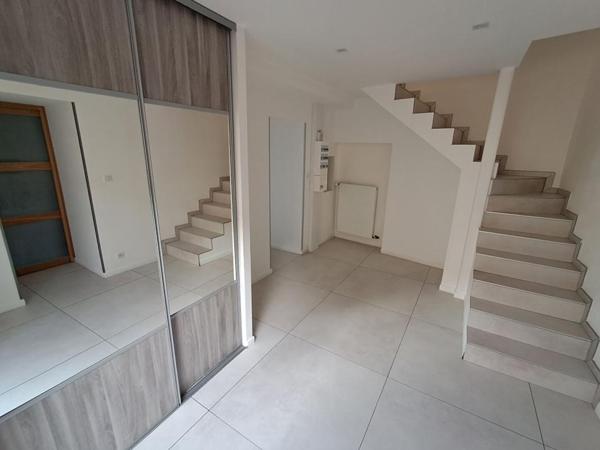 Maison Pusey 5 pièces 126 m2 185 000 euros