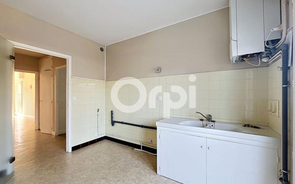 Appartement à louer    3 pièces •  Brive-la-Gaillarde
