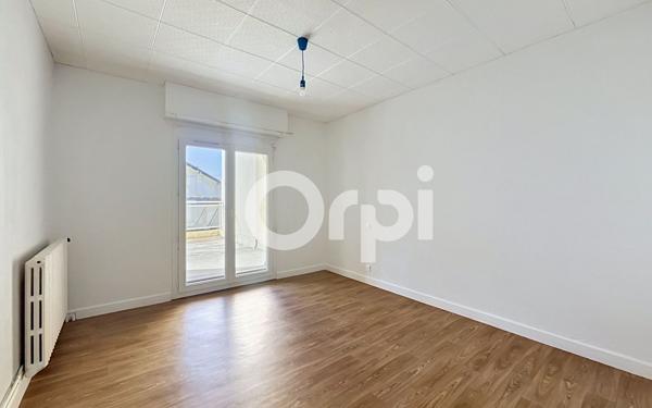 Appartement à louer    3 pièces •  Brive-la-Gaillarde
