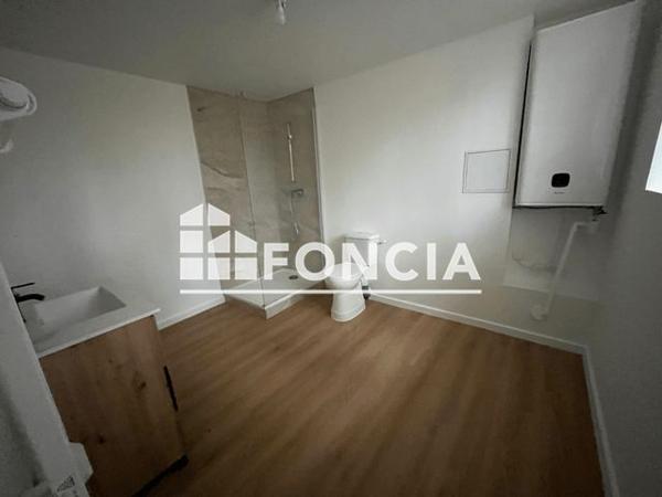 Location Appartement 3 pièces 83.83 m² - LIEU DIT LA CLARTE Kerlaz 29100