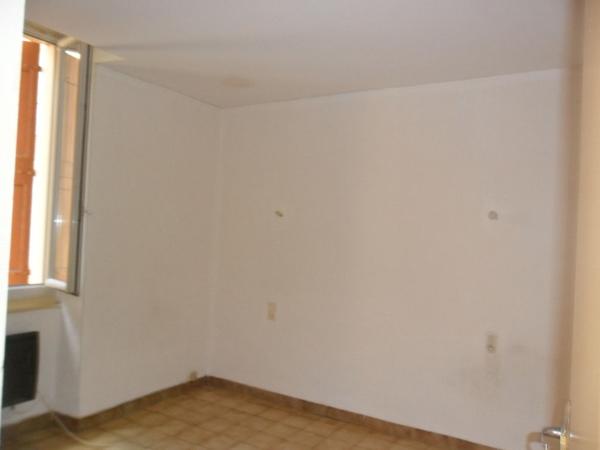 BEDARIEUX - Appartement 2 pièce(s) - 33 m² - 410 € CC