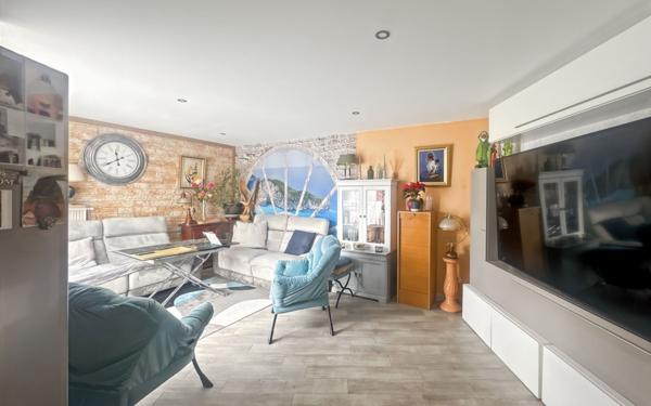 Appartement à vendre    2 pièces •  Martigues