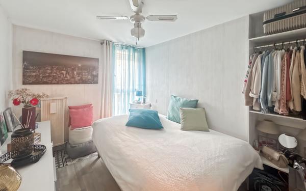 Appartement à vendre    2 pièces •  Martigues