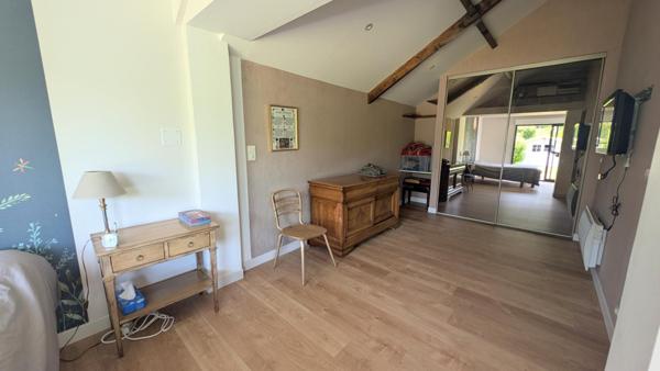 Maison à VILLENEUVE-D'ASCQ, 59650 - 6 pièces 134m²