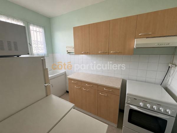 Vente
                Appartement61,66 m² - 3 Pièces -
                    L AIGUILLON LA PRESQU ILE (85460)