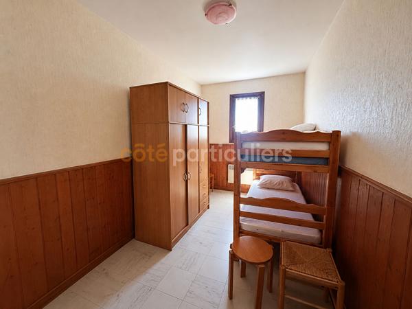 Vente
                Appartement61,66 m² - 3 Pièces -
                    L AIGUILLON LA PRESQU ILE (85460)