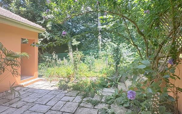 Appartement à louer    5 pièces •  Billère