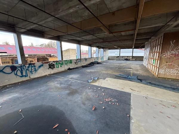 Immeuble à vendre 1200m²