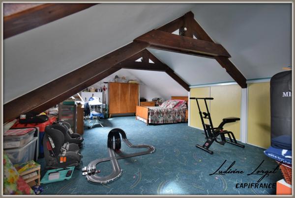 Maison à vendre 6 pièces proche de CHATEAU-THIERRY (02) 154m2 -3 chambres - 1 pièce bureau- Garage semi couvert - cour 65m2 - Terrasse-