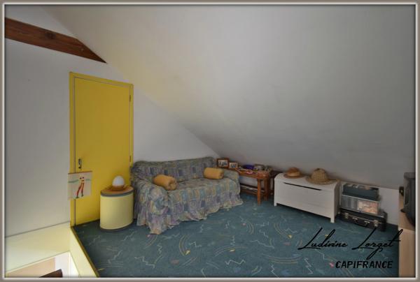 Maison à vendre 6 pièces proche de CHATEAU-THIERRY (02) 154m2 -3 chambres - 1 pièce bureau- Garage semi couvert - cour 65m2 - Terrasse-