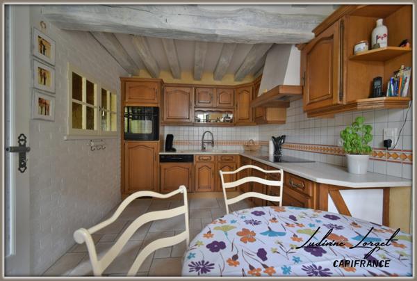 Maison à vendre 6 pièces proche de CHATEAU-THIERRY (02) 154m2 -3 chambres - 1 pièce bureau- Garage semi couvert - cour 65m2 - Terrasse-