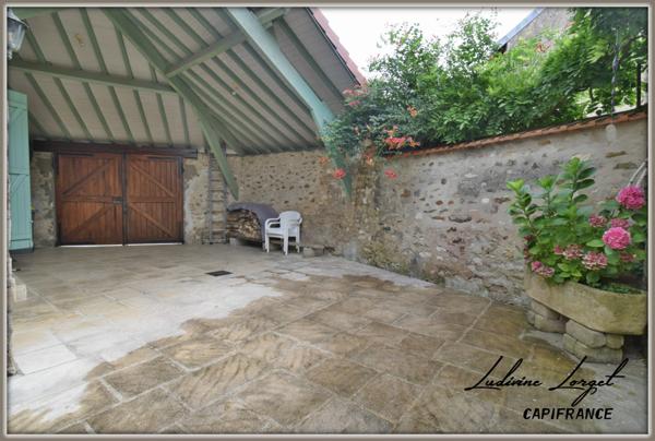 Maison à vendre 6 pièces proche de CHATEAU-THIERRY (02) 154m2 -3 chambres - 1 pièce bureau- Garage semi couvert - cour 65m2 - Terrasse-