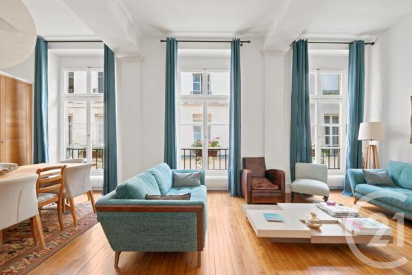 Appartement F4 à vendre  3 pièces - 85,12 m 2   PARIS  - 75003