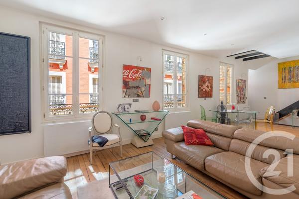 Appartement F4 à vendre  3 pièces - 85,12 m 2   PARIS  - 75003