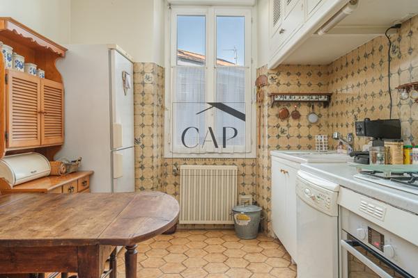 Marseille (13006) Bel appartement T3 TRAVERSANT VAUBAN PALAIS DE JUSTICE