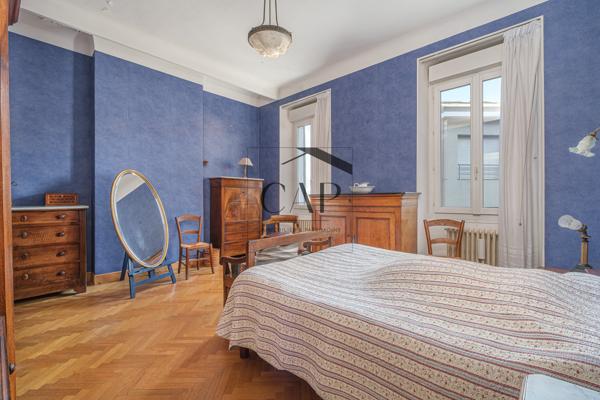 Marseille (13006) Bel appartement T3 TRAVERSANT VAUBAN PALAIS DE JUSTICE