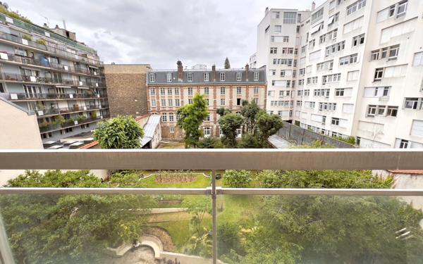 Appartement à vendre    2 pièces • 51,52 m2 Paris 15