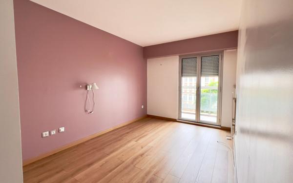 Appartement à vendre    2 pièces • 51,52 m2 Paris 15