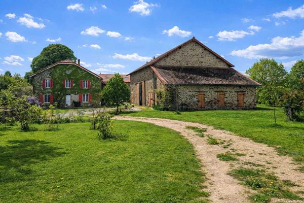 Maison ancienne - La coquille Corps de ferme avec 8 hectares et dépendances – Parc Périgord Limousin