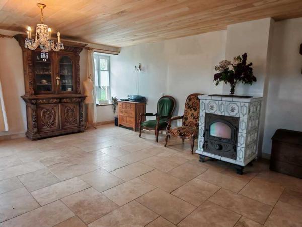 Maison ancienne - La coquille Corps de ferme avec 8 hectares et dépendances – Parc Périgord Limousin