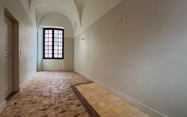 Appartement à louer    3 pièces • 69,71 m2 Mâcon