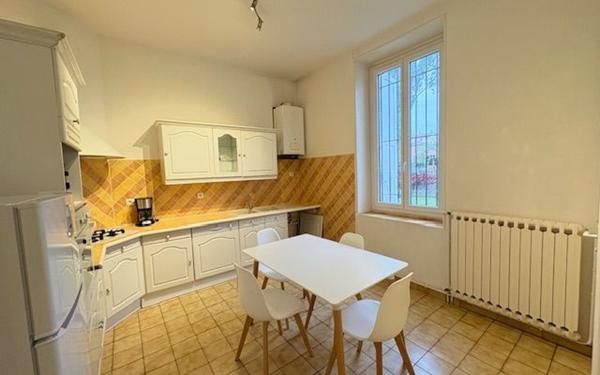 Appartement à louer    2 pièces •  Villeurbanne