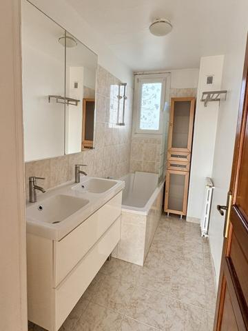 Un appartement environ 68 m²